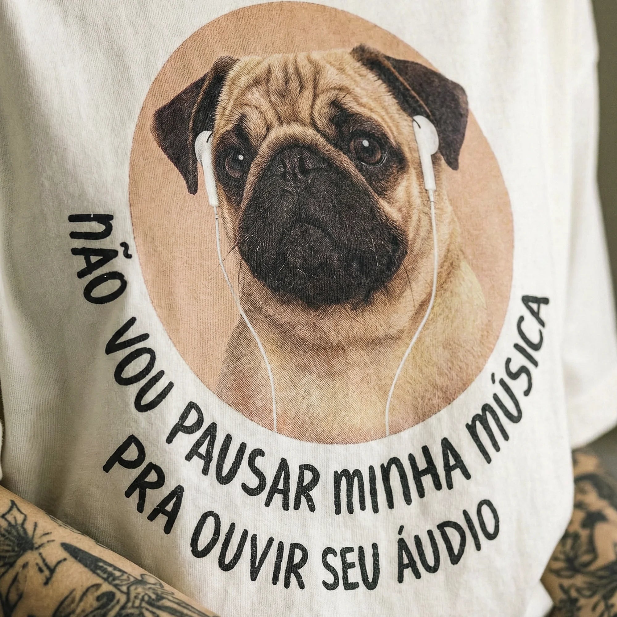 Camiseta Oversized NãoVou Feminina Off-White