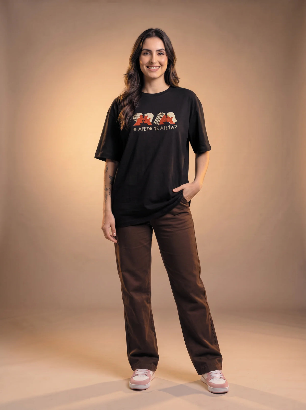 Camiseta Oversized O Afeto Te Afeta? - Feminina Preto