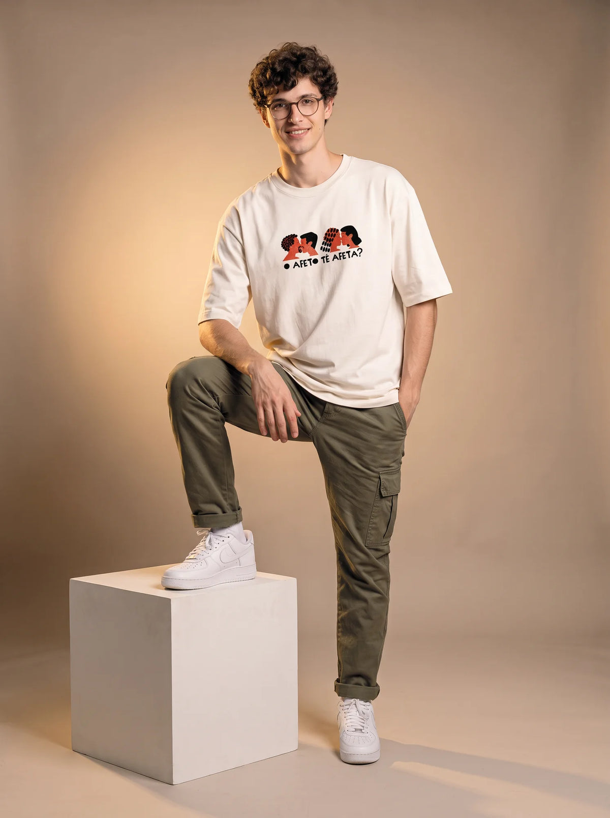 Camiseta Oversized O Afeto Te Afeta? - Masculina Off-White