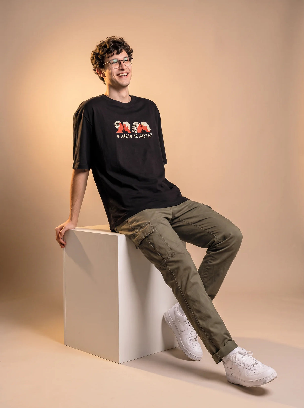 Camiseta Oversized O Afeto Te Afeta? - Masculina Preto