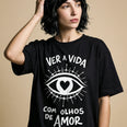 Camiseta Oversized OLHOS-AMOR Feminina Preto
