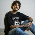 Camiseta Oversized OLHOS-AMOR Masculina Preto