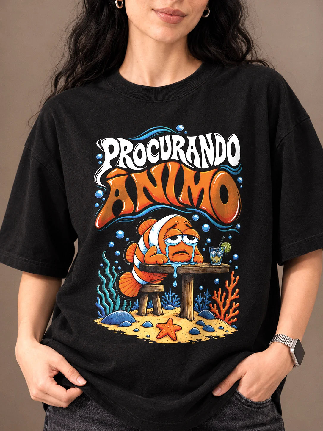 Camiseta Oversized Procurando Ânimo - Feminina Preto