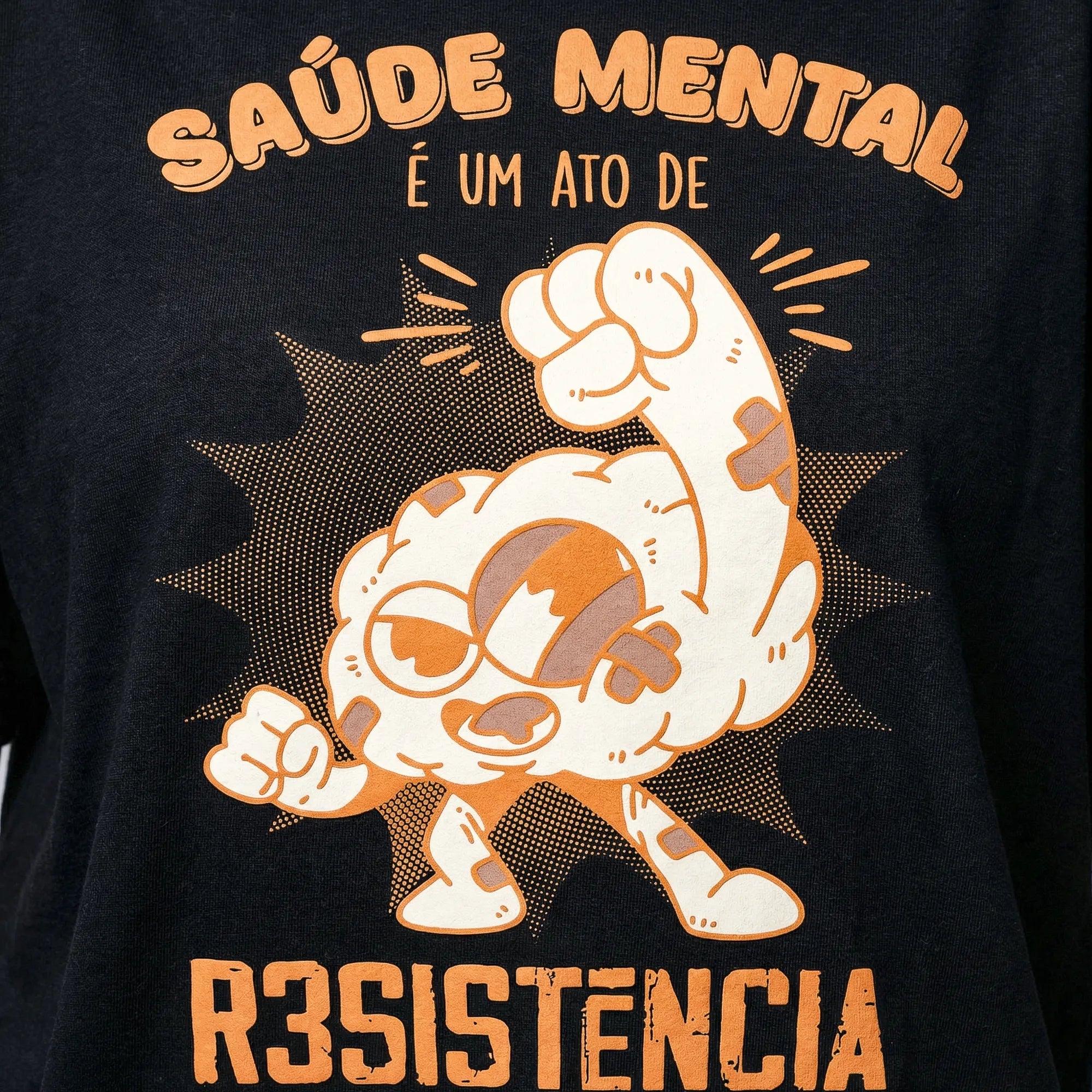 Camiseta Oversized Saúde Mental é um Ato Revolucionário Feminina Preto