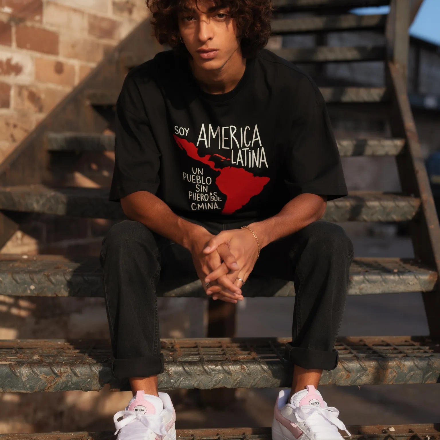 Camiseta Oversized Soy America Latina Masculina Preto