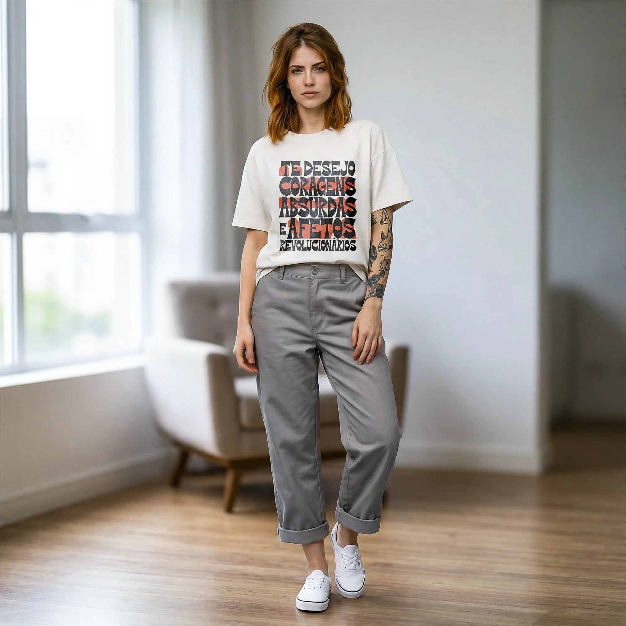 Camiseta Oversized coragens Feminina Off-White