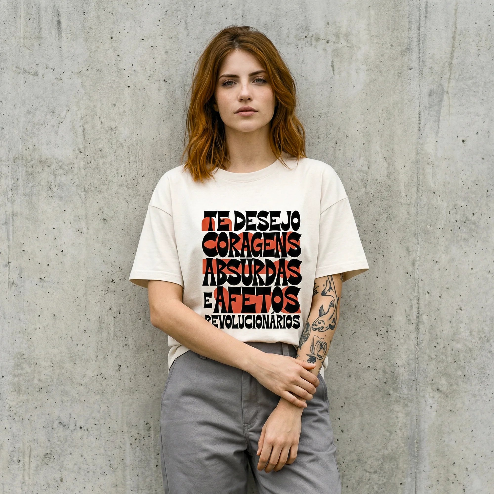 Camiseta Oversized coragens Feminina Off-White