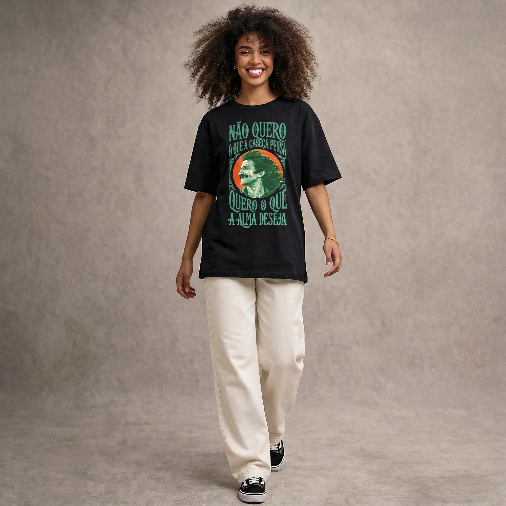Camiseta Oversized naoquero Feminina Preto