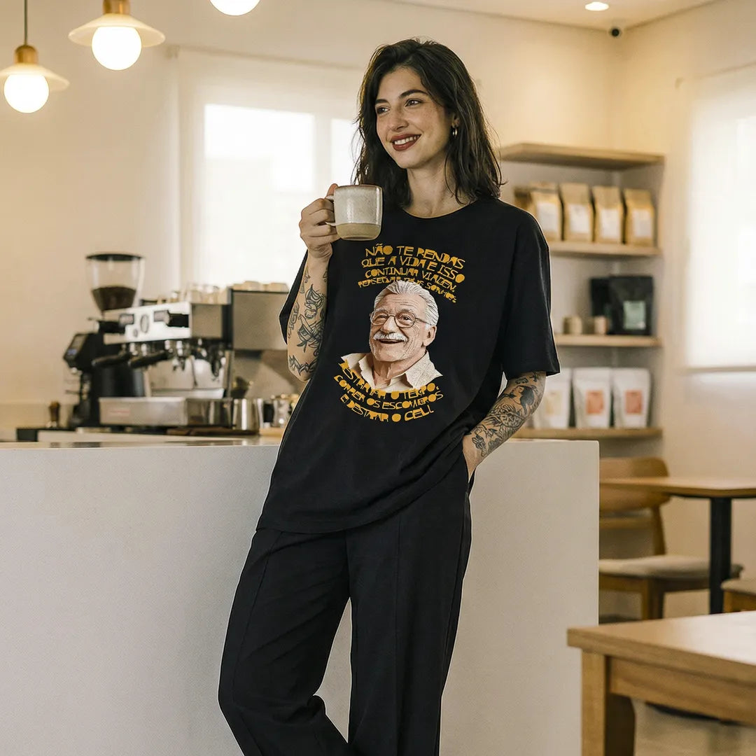 Camiseta Oversized Não Te Rendas Feminina Preto