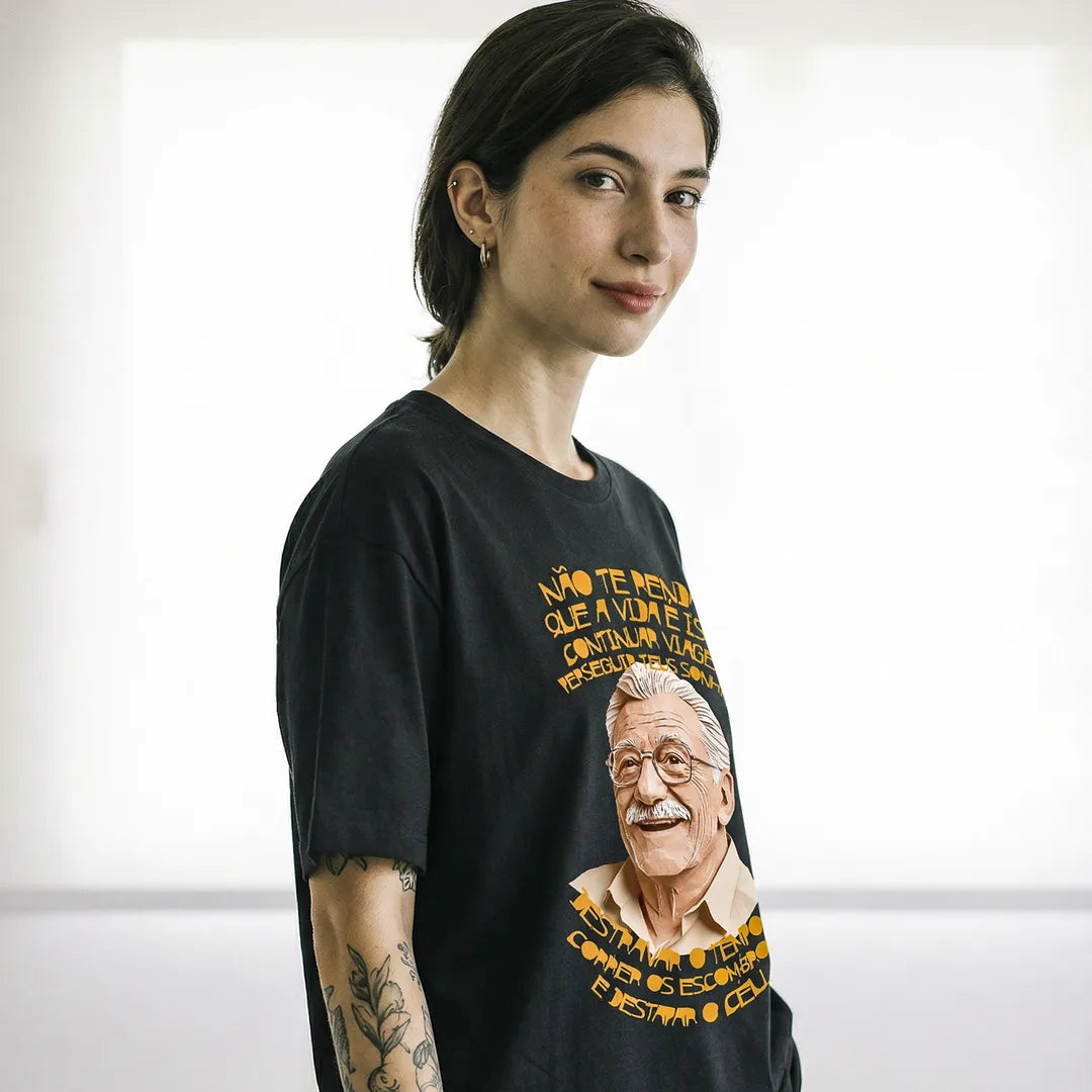 Camiseta Oversized Não Te Rendas Feminina Preto