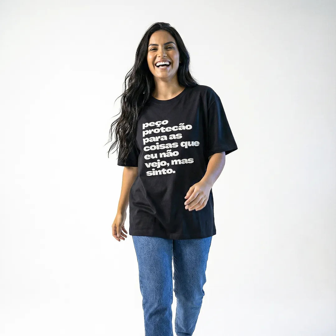 Camiseta Oversized Peço Proteção Feminina Preto