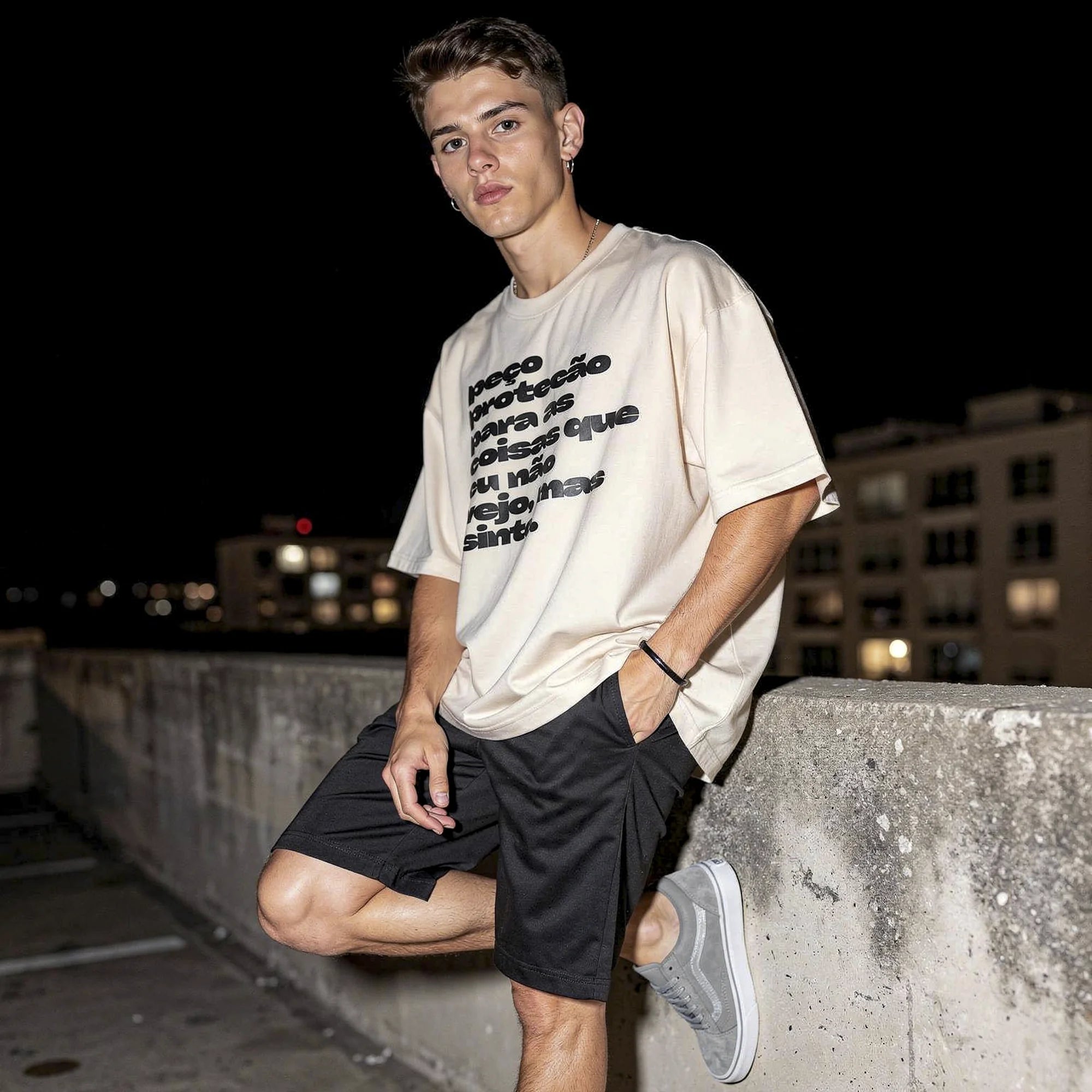 Camiseta Oversized pecoprotecao Masculina Off-White