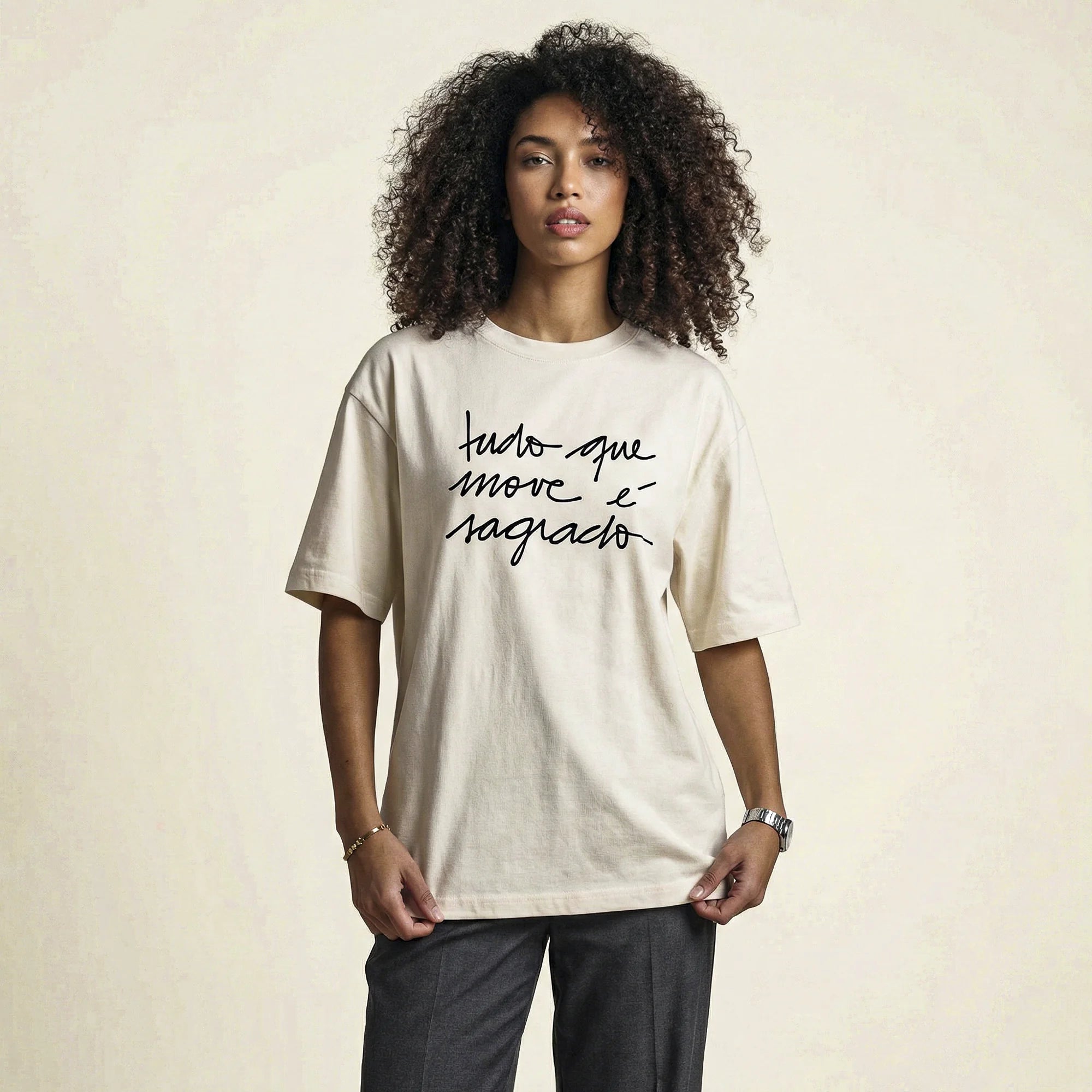 Camiseta Oversized tudomove Feminina Off-White