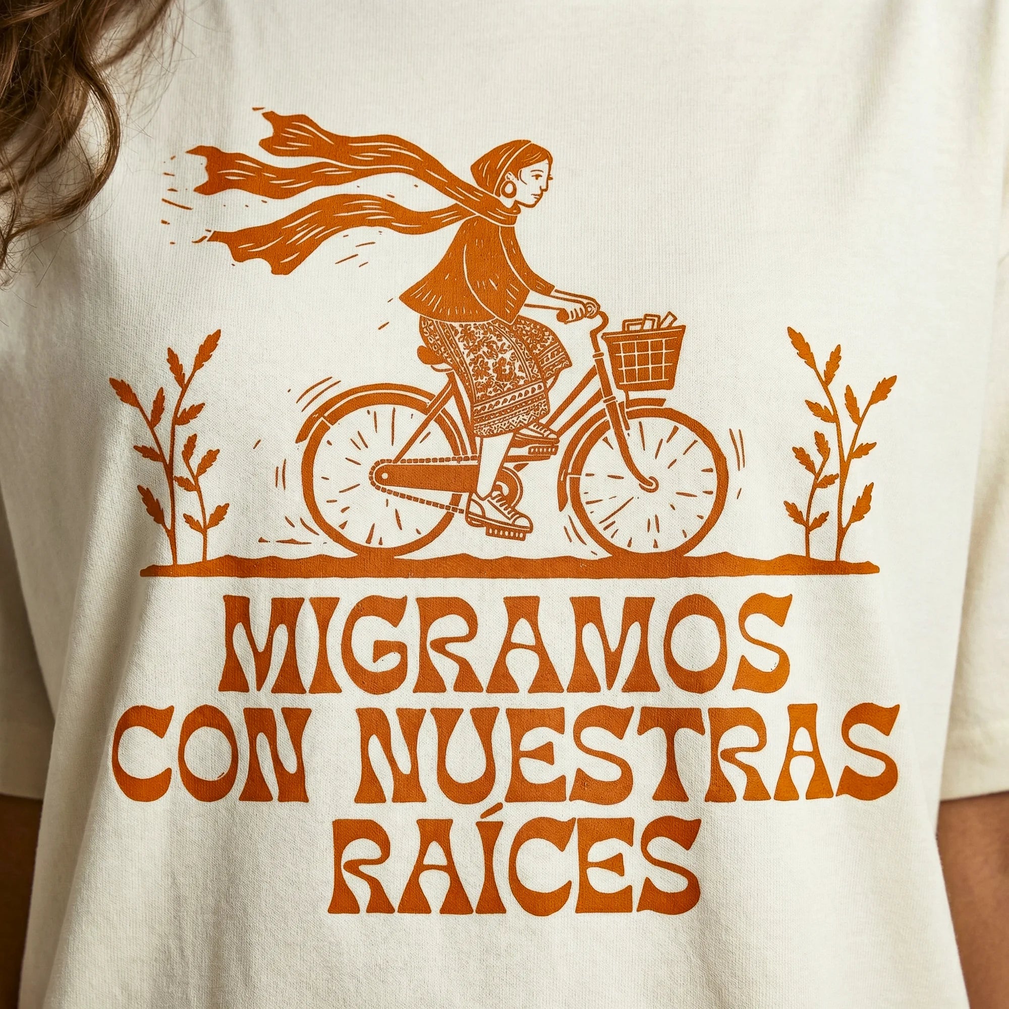 Camiseta Oversized unknown Feminina Off-White