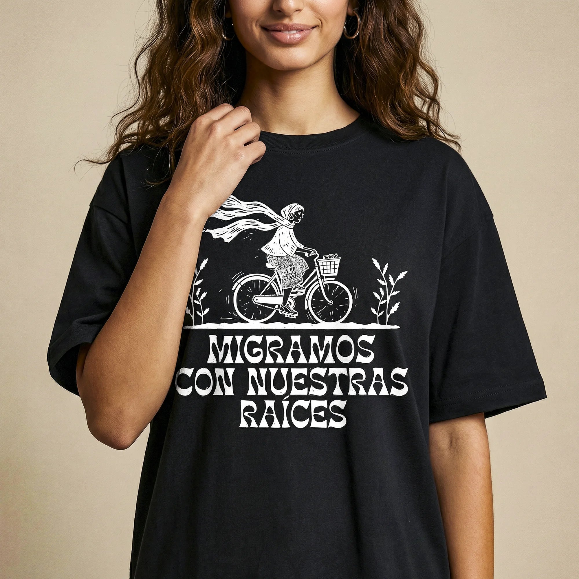 Camiseta Oversized unknown Feminina Preto
