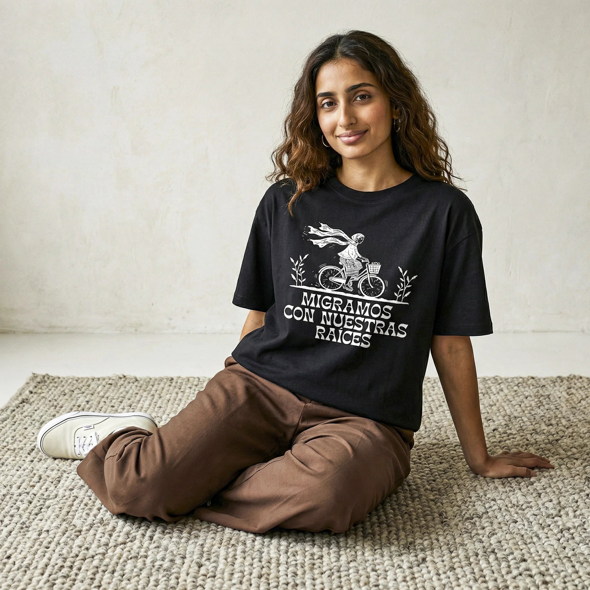 Camiseta Oversized unknown Feminina Preto