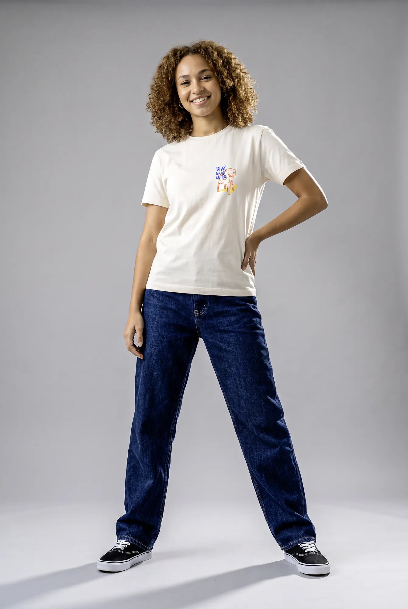 Camiseta Básica Divã Brasileiro Feminina Off-White