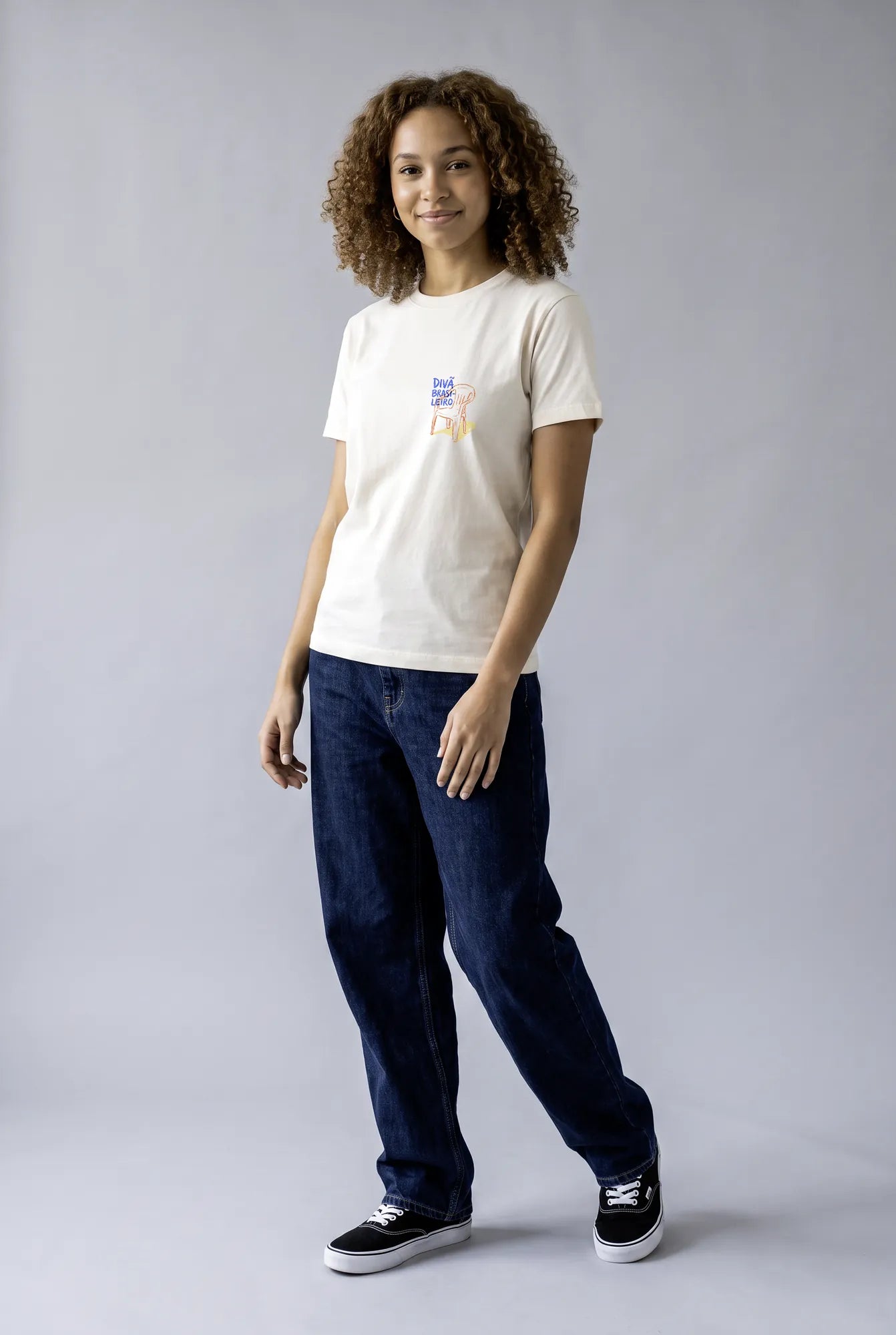 Camiseta Básica Divã Brasileiro Feminina Off-White