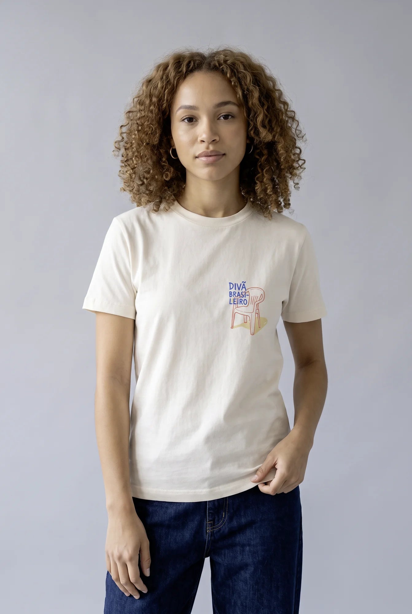 Camiseta Básica Divã Brasileiro - Feminina