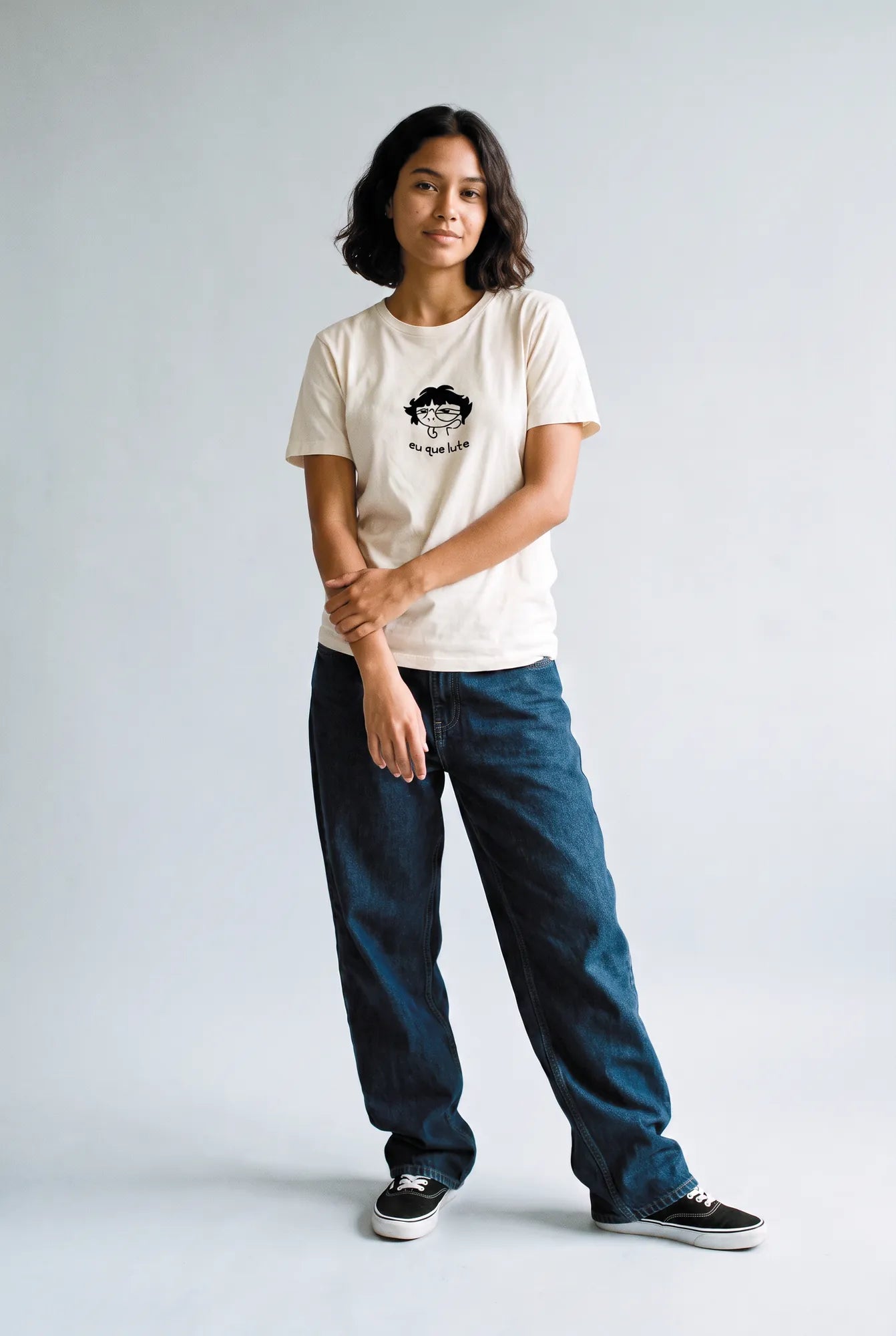 Camiseta Básica Eu Que Lute Feminina Off-White