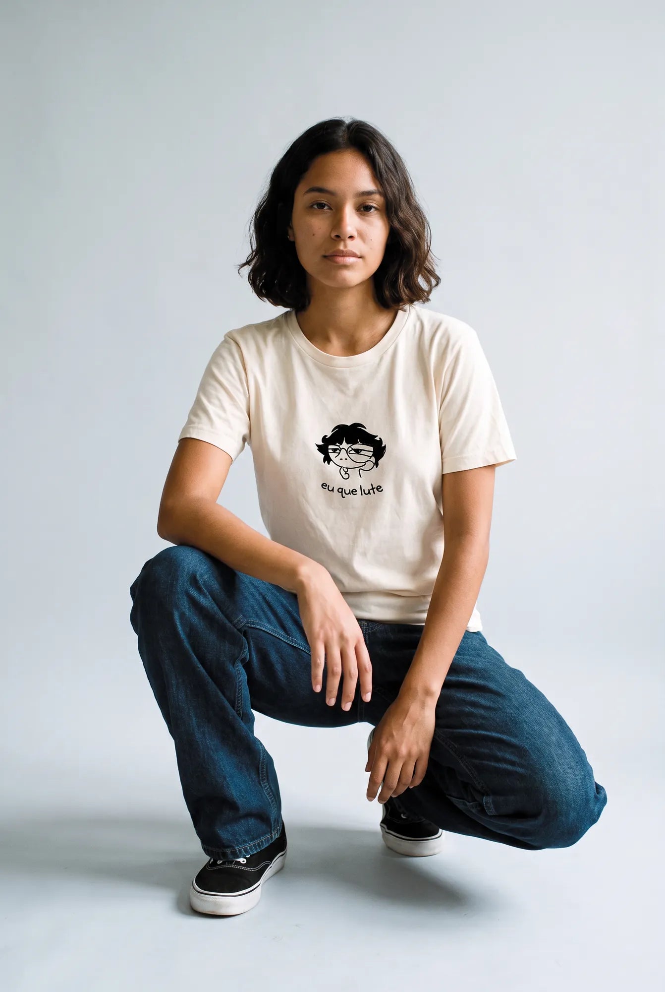 Camiseta Básica Eu Que Lute Feminina Off-White