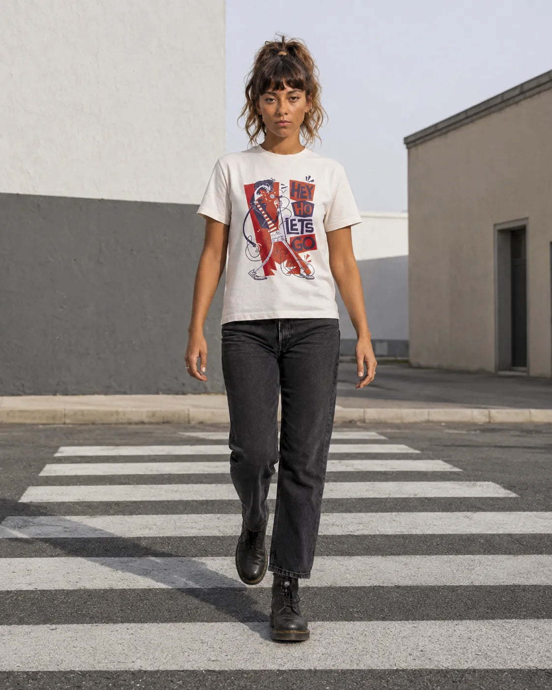 Camiseta Básica Hey Ho Let's Go Feminina Off-White