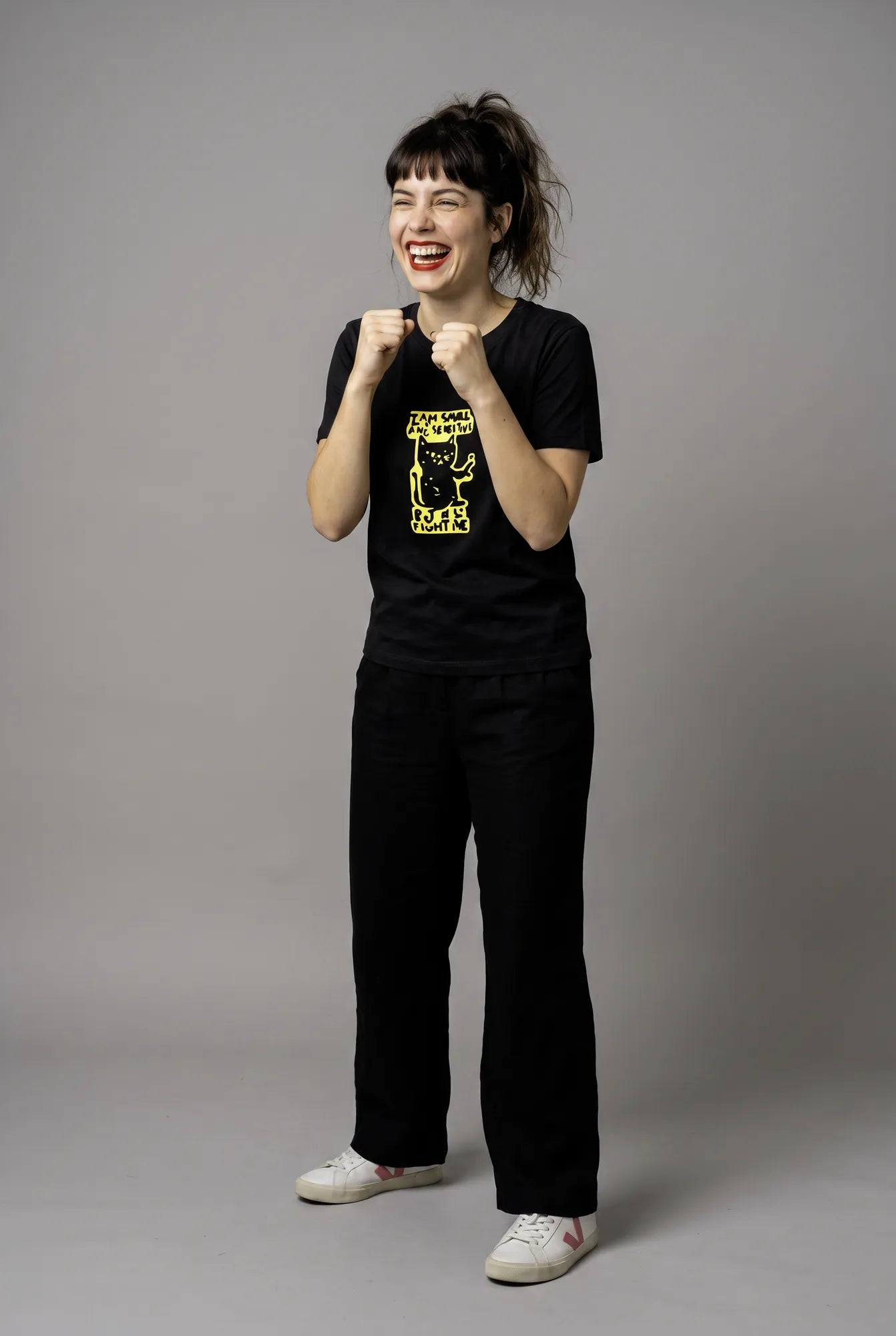 Camiseta Básica I Am Small and Sensitive Feminina Preto