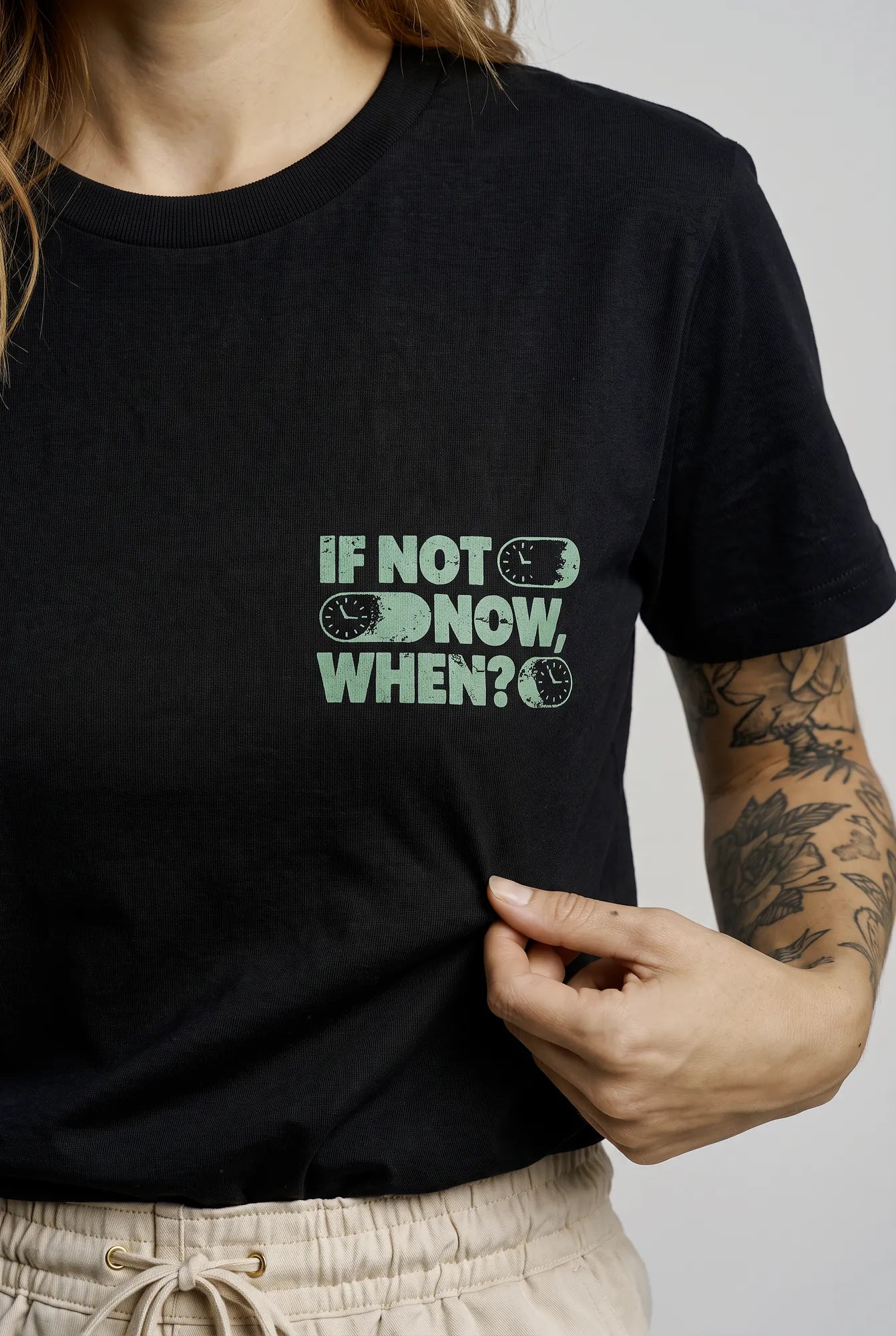 Camiseta Básica If Not Now, When? Feminina Preto