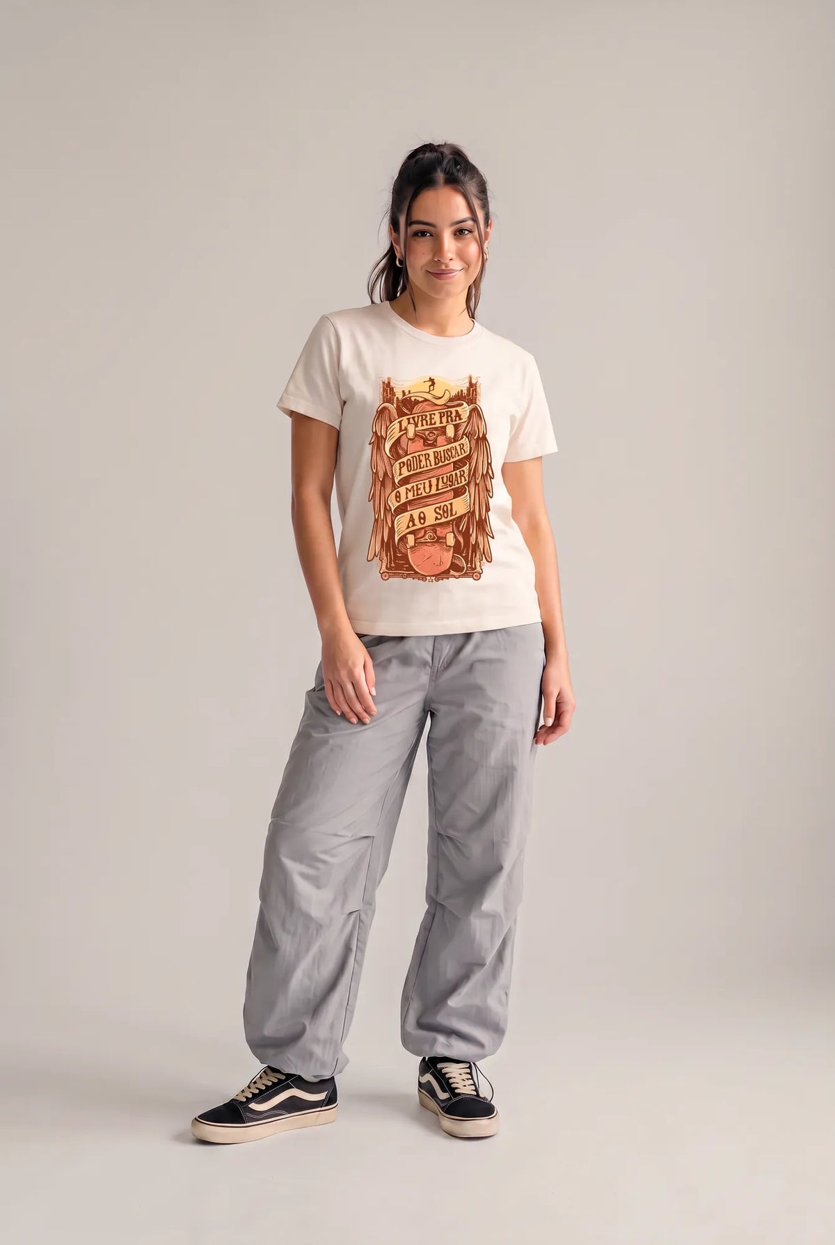 Camiseta Básica Lugar ao Sol Feminina Off-White
