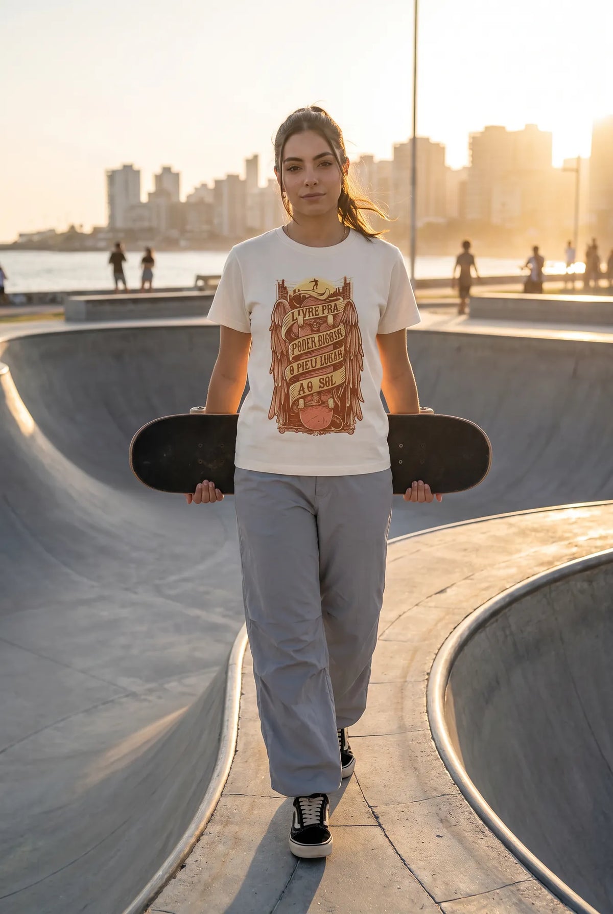 Camiseta Básica Lugar ao Sol Feminina Off-White