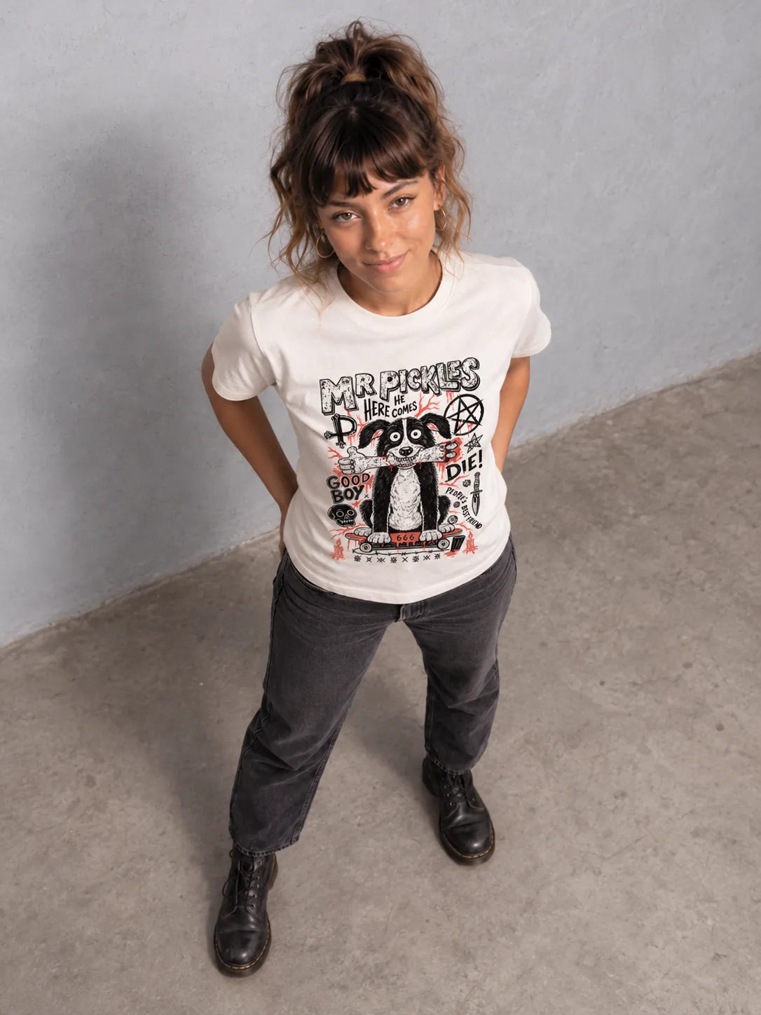 Camiseta Básica Mr. Pickles Feminina Off-White