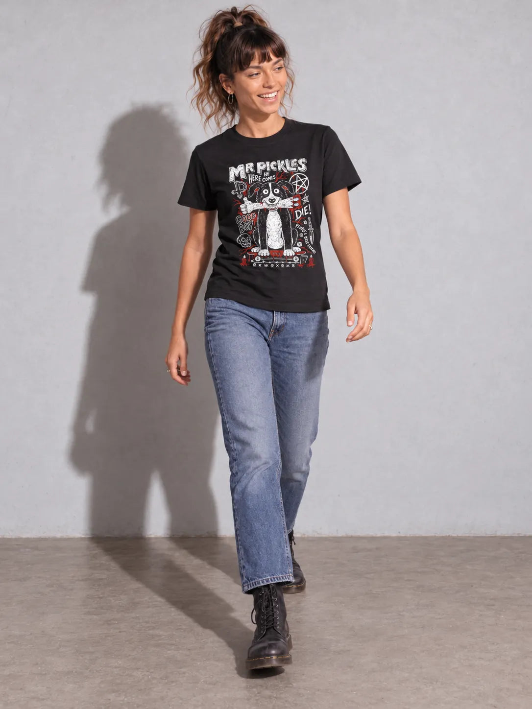Camiseta Básica Mr. Pickles Feminina Preto
