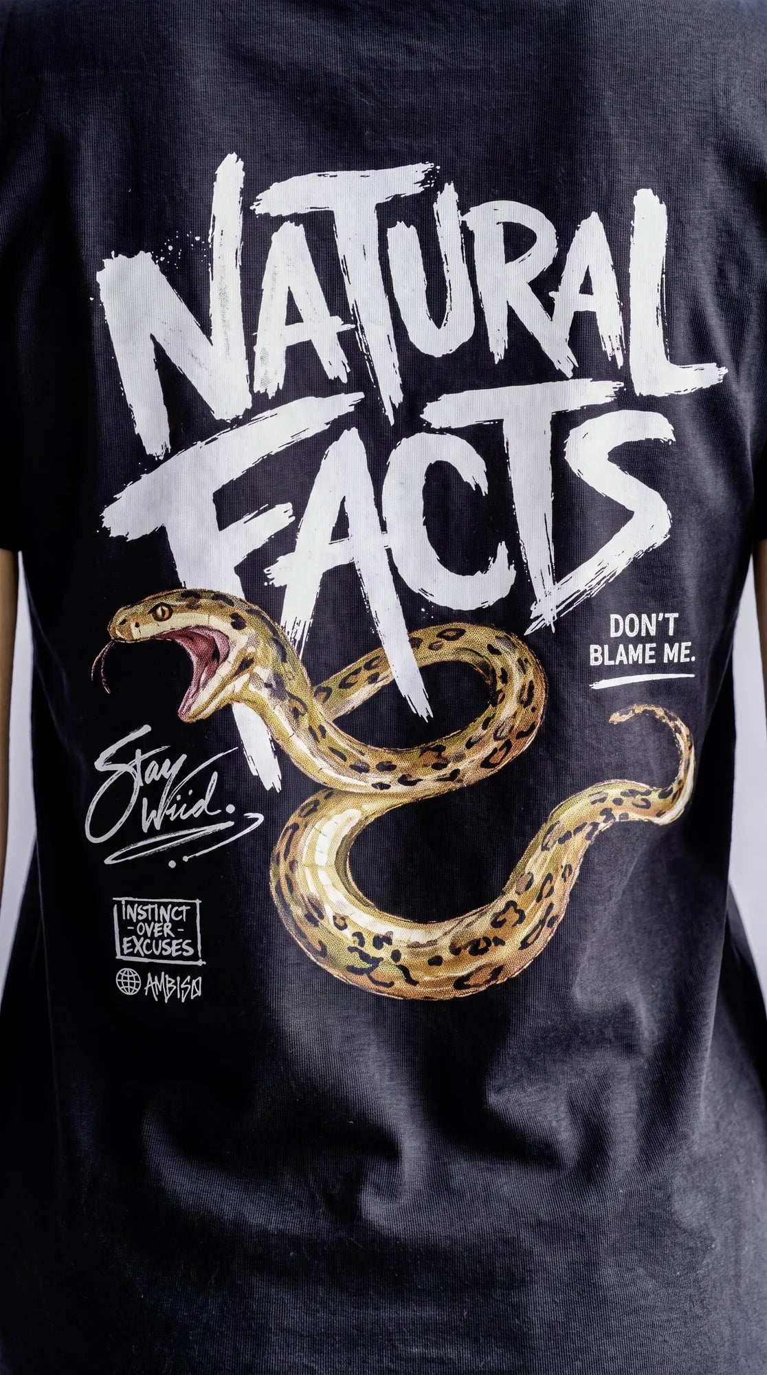 Camiseta Básica Natural Facts Feminina Preto