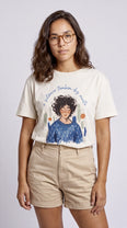 Camiseta Básica O Silêncio Também Diz Muito - Feminina