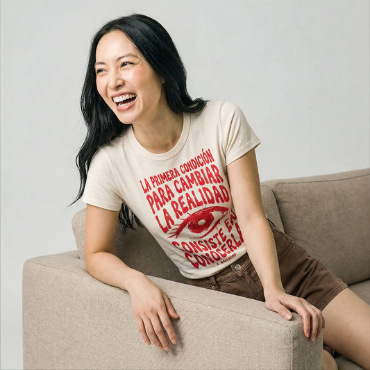 Camiseta Básica Para Cambiar la Realidad Feminina Off-White