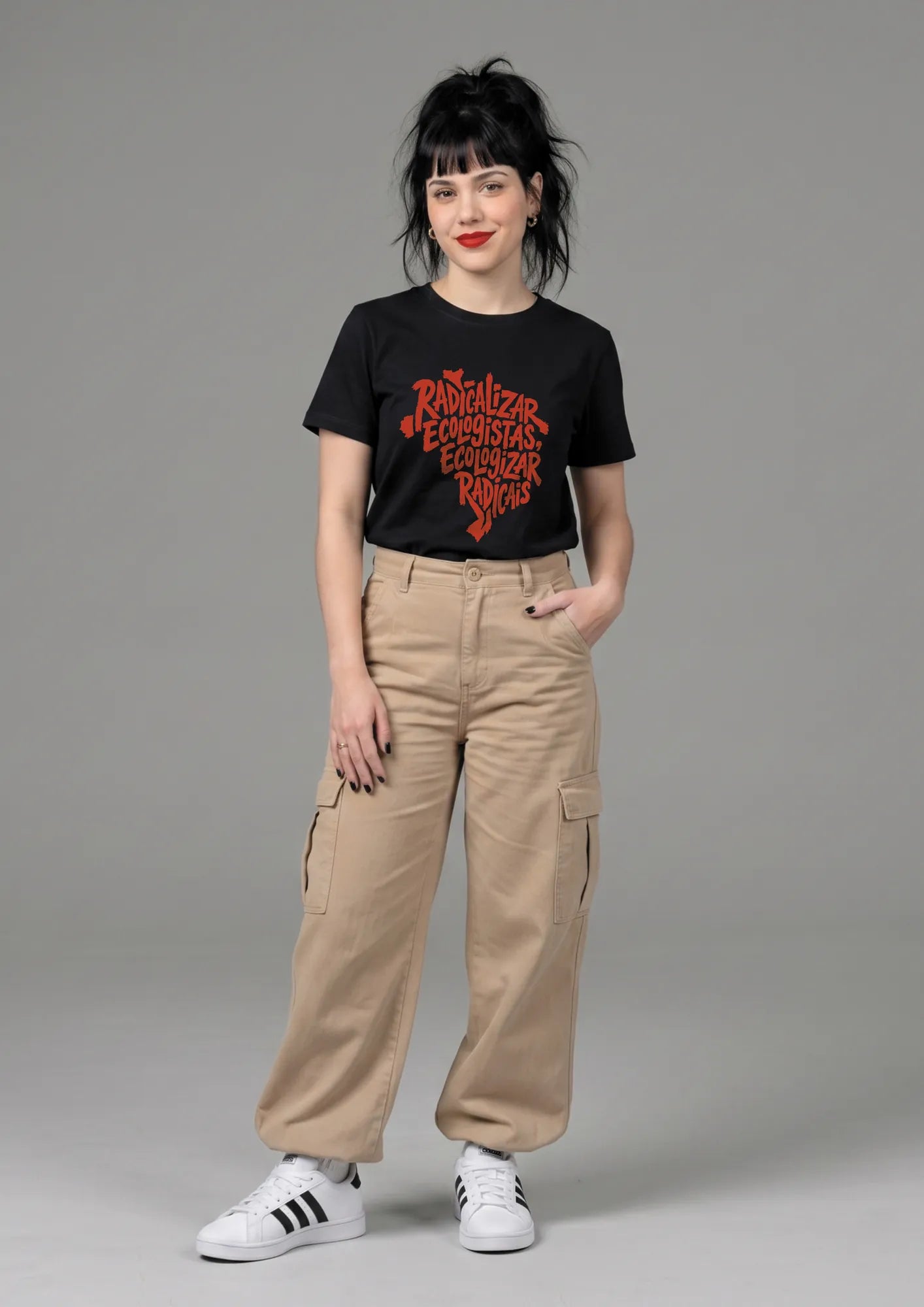 Camiseta Básica Radicalizar Ecologistas, Ecologizar Radicais Feminina Preto