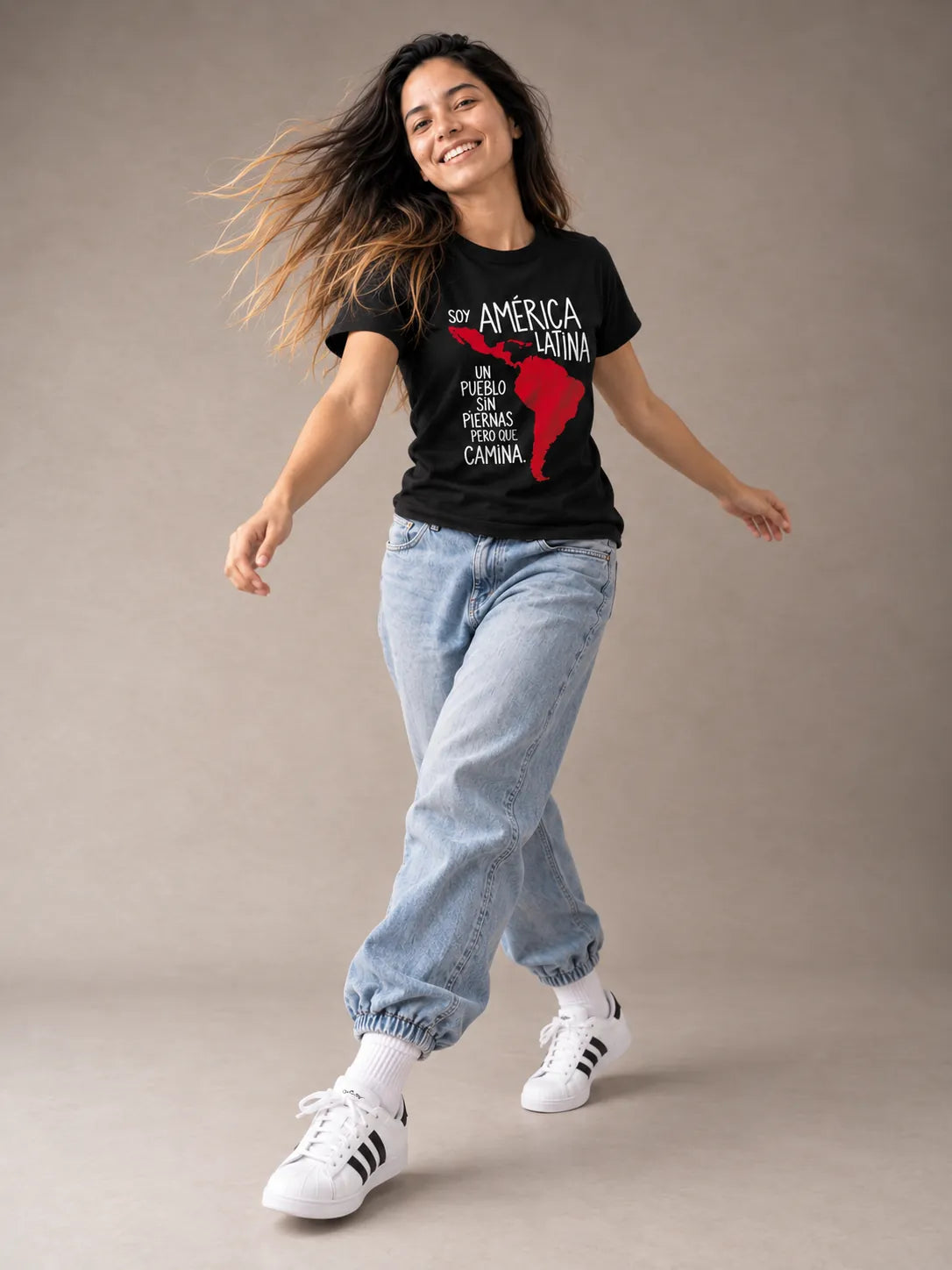 Camiseta Básica Soy América Latina Feminina Preto