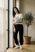Camiseta Básica Vivir y Luchar por Vivir Feminina Off-White