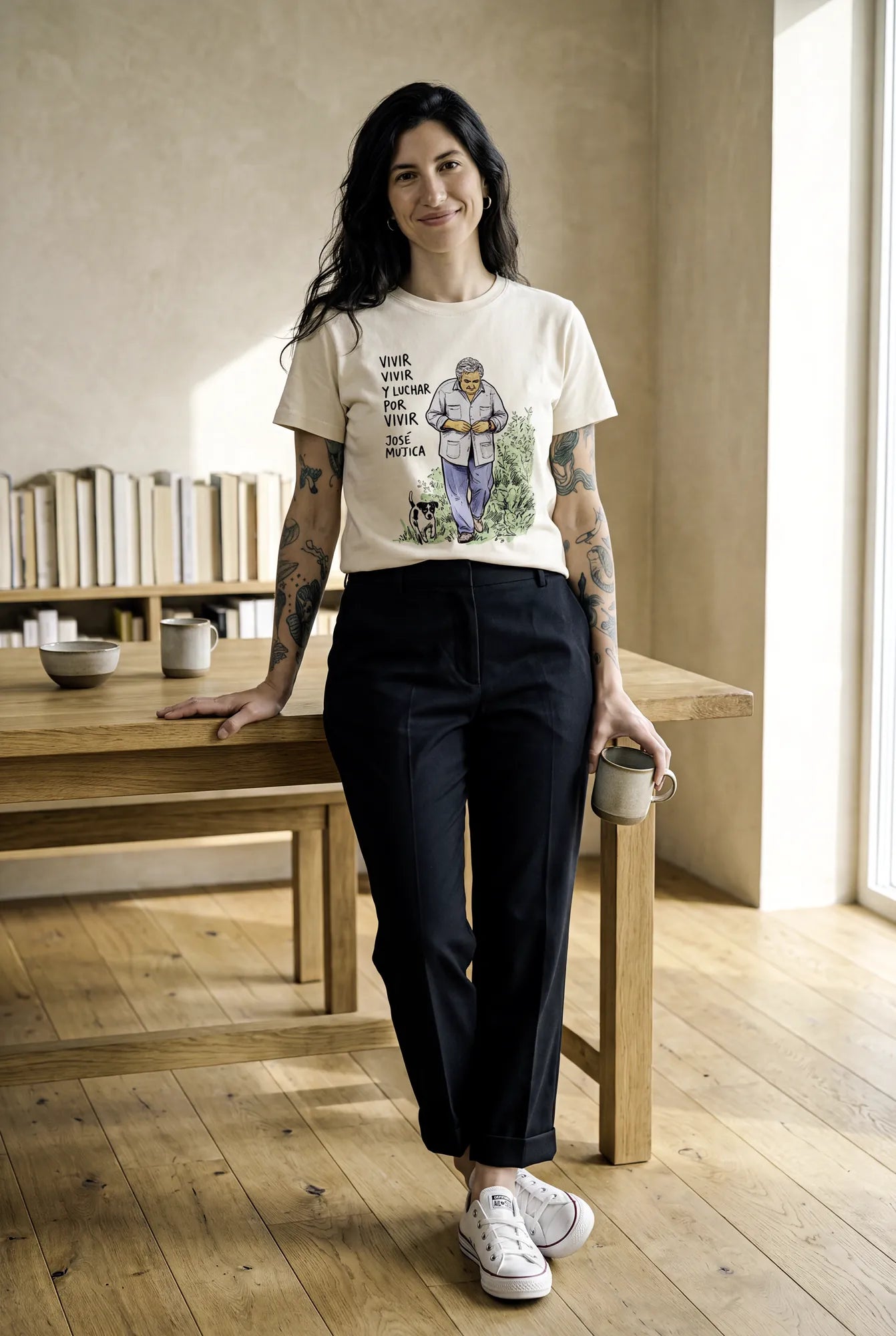 Camiseta Básica Vivir y Luchar por Vivir Feminina Off-White