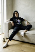 Camiseta Básica Vivir y Luchar por Vivir Feminina Preto