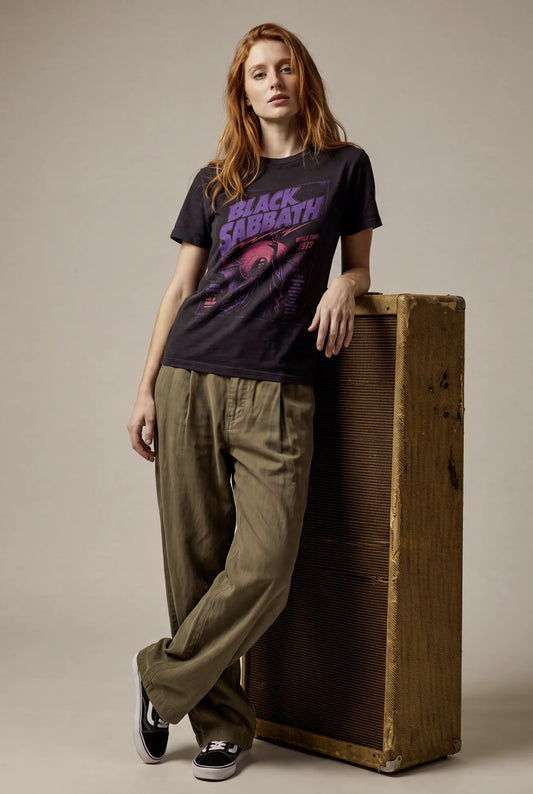 Camiseta Básica World Tour 1973 Feminina Preto