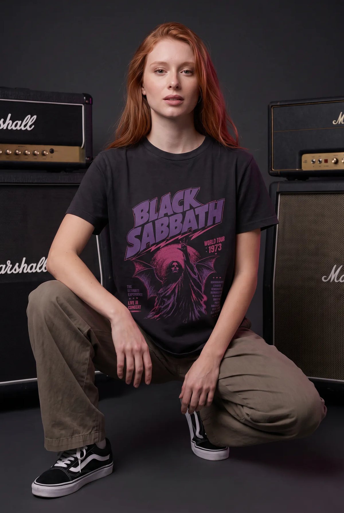 Camiseta Basica World Tour 1973 Feminina Preto