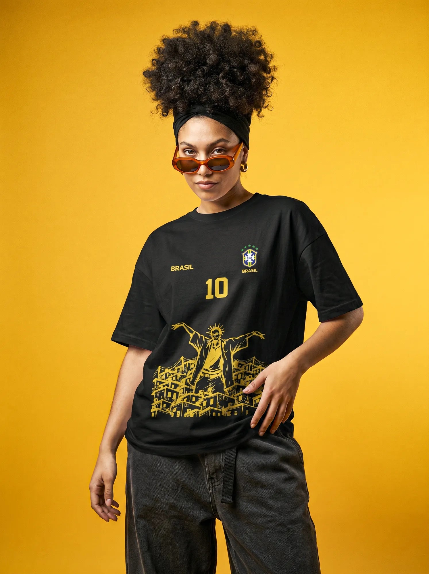 Camiseta Oversized 10 da Favela Sabotage Feminina Preto