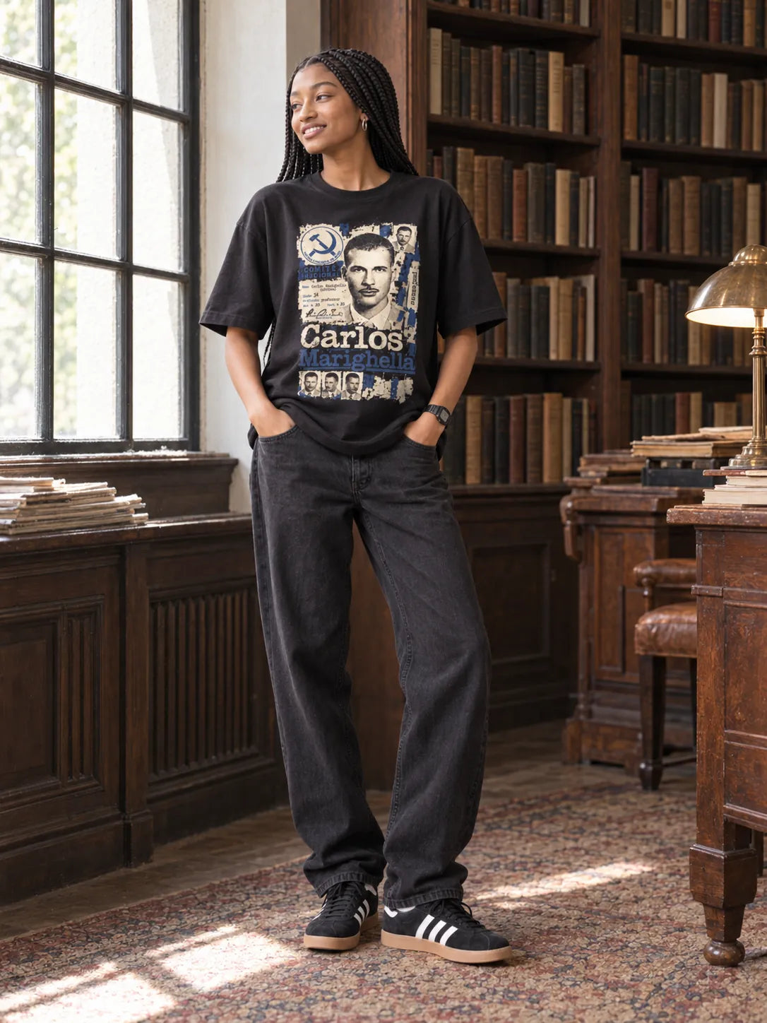 Camiseta Oversized Carlos Marighella Feminina Preto