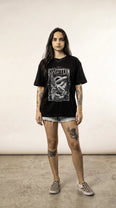 Camiseta Oversized Celestial Transmission London 1975 Feminina