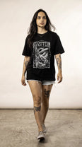 Camiseta Oversized Celestial Transmission London 1975 Feminina