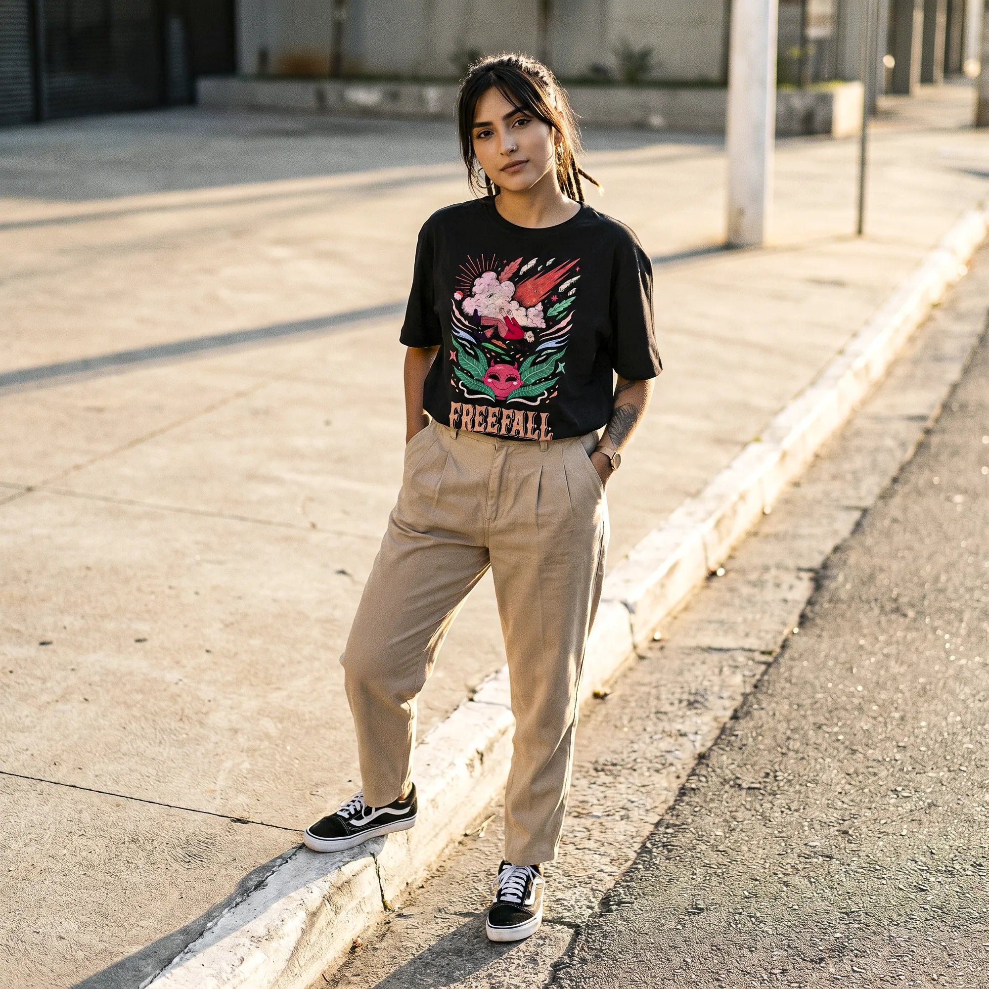 Camiseta Oversized It's Called Freefall — Rainbow Kitten Surprise Feminina Preto