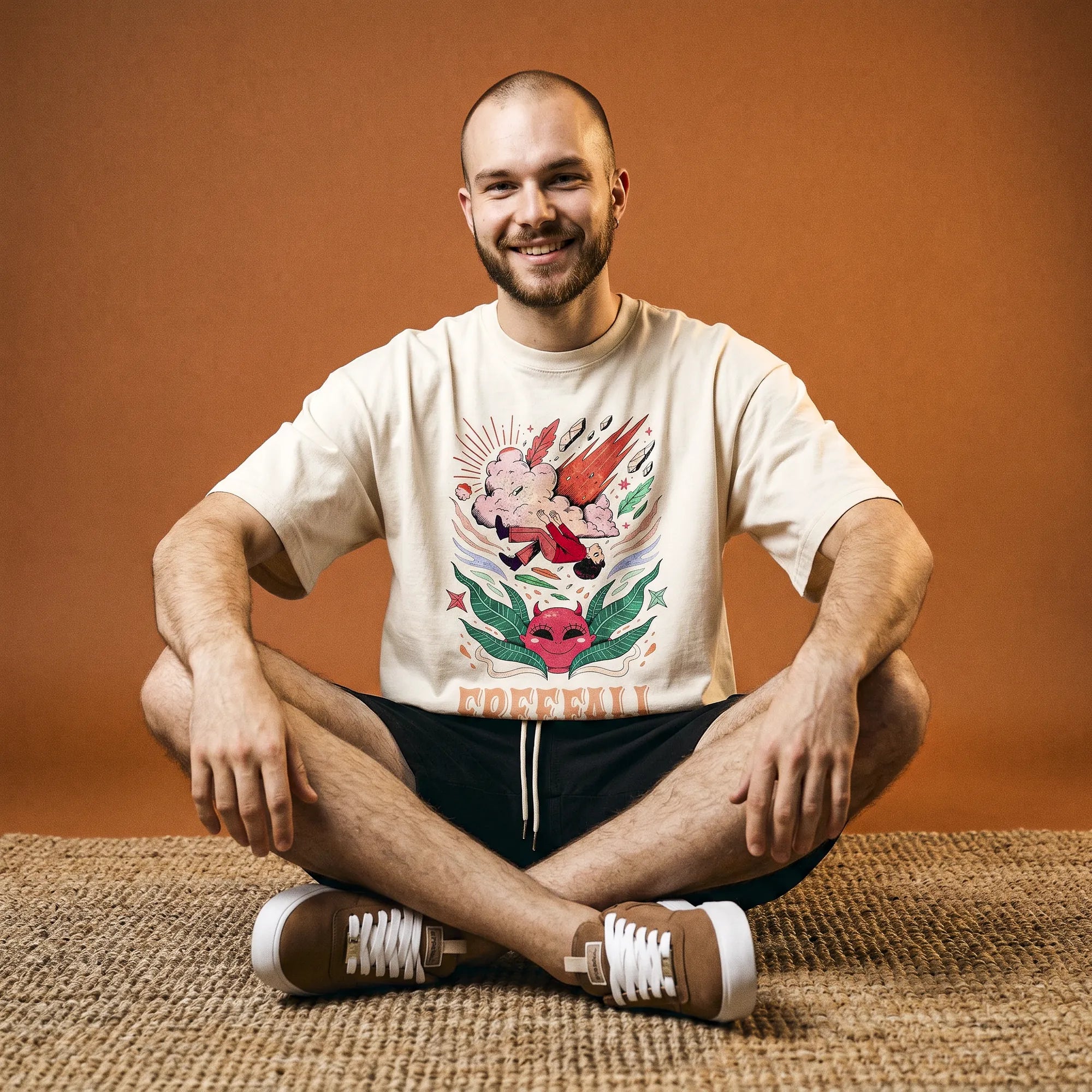 Camiseta Oversized It's Called Freefall — Rainbow Kitten Surprise Masculina Off-White