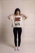 Camiseta Oversized Loucos Abrem Caminhos Feminina Off-White