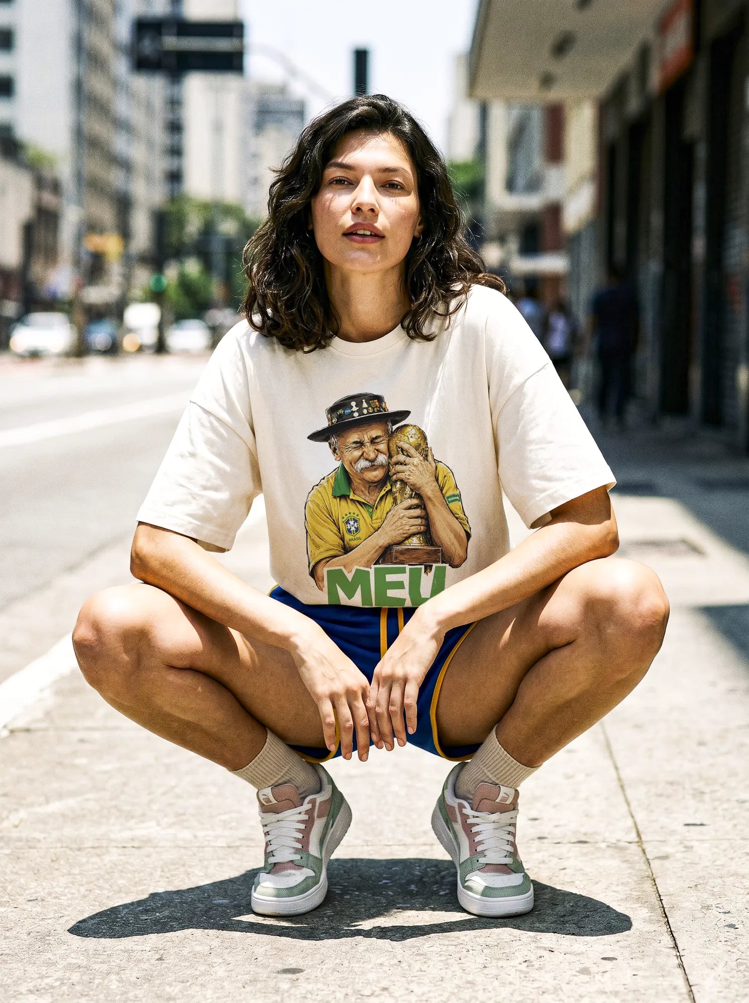Camiseta Oversized Meu Brasil Feminina Off-White